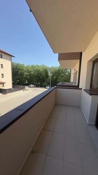 Garsoniera de vanzare la intrare in Sanpetru si /sau pe str Universului - 3