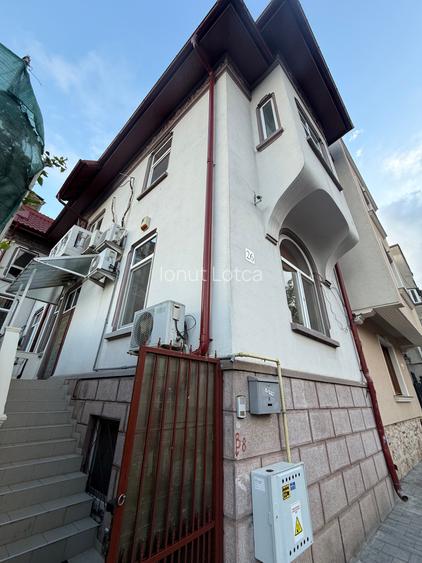 Vila in zona Mosilor / D+P+1+M/ Ideala  Birouri, Clinica, After school-330 mp