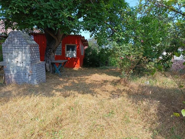 Vand teren in Chiscani sau schimb cu garsoniera/apartament - 1