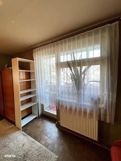 Vand apartament 2 camere zona Lidl, etaj 1 pe Vest + loc parcare - 16