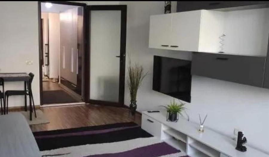 garsonieră zona far mobilată utilată 39 mp decomandată - 1