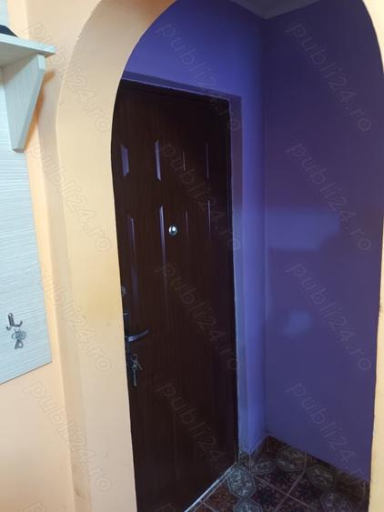 Apartament cu 3 camere în Viziru 1
