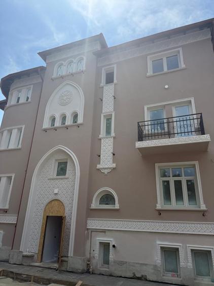 Spatiu  Parter+ Demisol, Intrare sep., Dorobanti Capitale  In curs de restaurare - 1