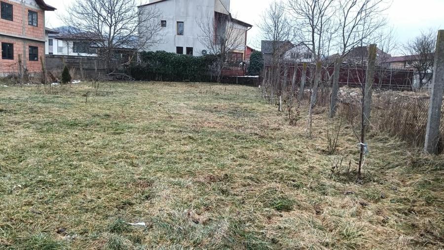 Teren intravilan 575mp + drum servitute - 3