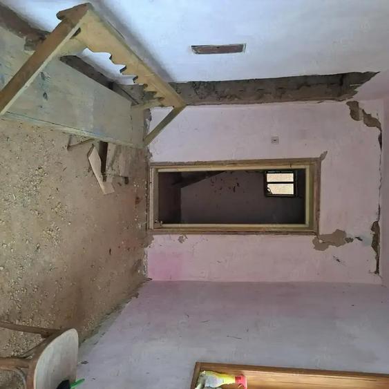 Vand casa Urvi? de Beiu? - 7