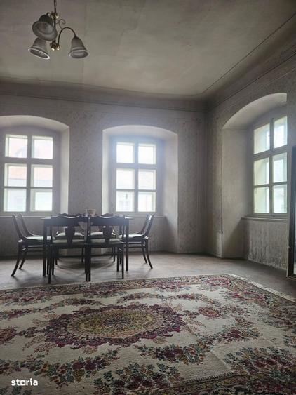 Ap.MONUMENT ISTORIC 3 camere Orasul de Jos SIBIU Etaj 1 - 2
