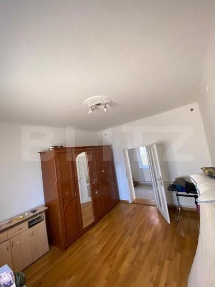 Casa spatioasa cu 4 camere, Nufarul, 240mp - 10