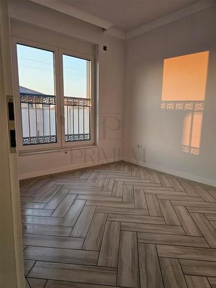 zona M CITY - 5 camere - perete dublu - toate utilitatile - 3