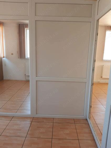 Spatiu comercial situat in Pia?a de jos, Slatina olt. - 2