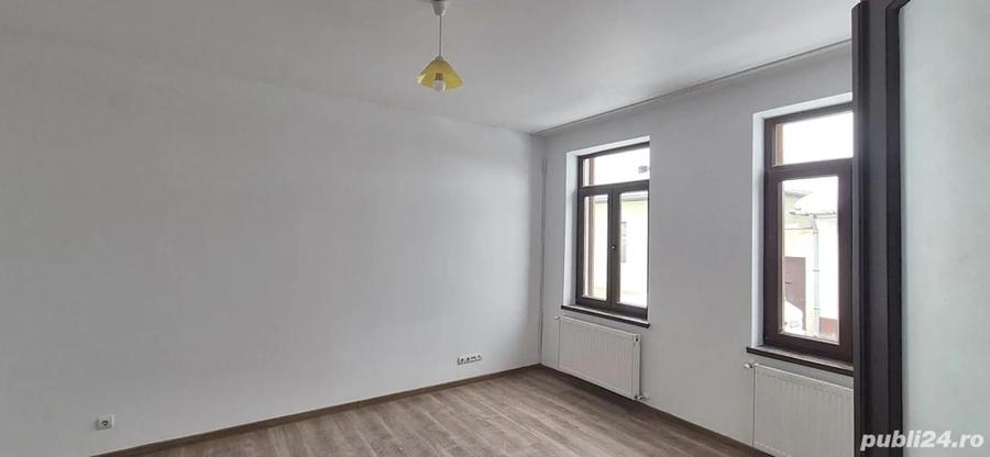 Casa disponibila imediat, Bra?ov - zona Grivi?ei. - 2