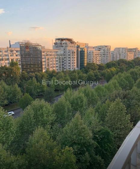 UNIRII,MONOLIT,stradal,vedere exceptionala bulevard,centrala termica imobil