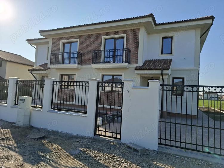 Casă cu 5 camere cu Teren 300 Mp în Central