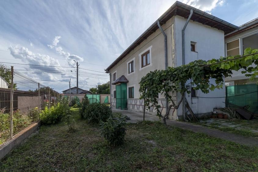 Tartasesti,str. Principala, 3040 mp teren, P+1, casa 1998, deschidere 12 m - 1