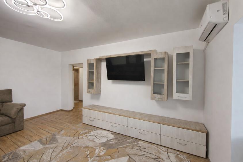 3 Camere 78mp Zona Inel 2- Academia Mircea cel Bătrân - 1