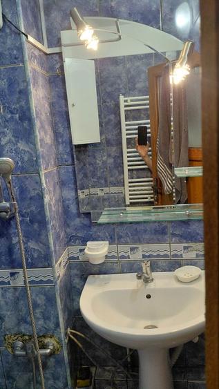 Inchiriez Garsoniera - 8