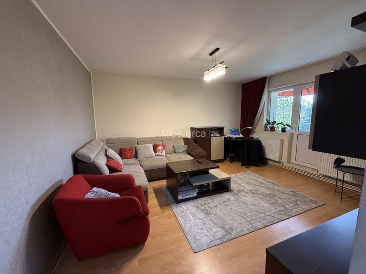 Apartament 3 camere, decomandat, 66 mp, Centru , Zona A. I. Cuza