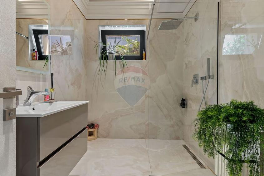 Vila de design, renovată integral 2022, grădină amenajată – Fundeni - 43