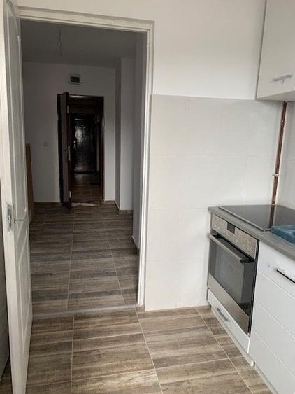 Apartament 2 camere Miroslava, 100 ml de statia de autobuz, str C-tin Langa 40 - 3