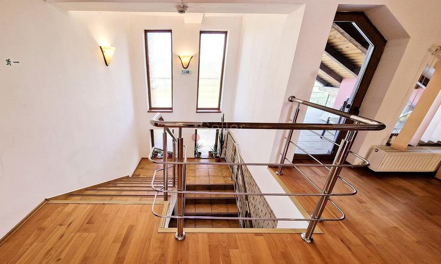 Proximitate fata de Castelul Bran - 59