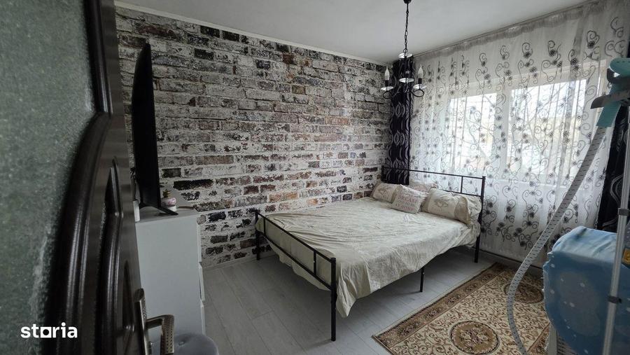 Apartament 4 camere, et. 2 - Bulevard - 6