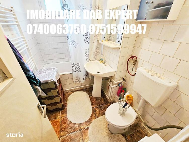 Vanzare apartament 2 camere cu balcon, bucatarie separata ?i lift - 1