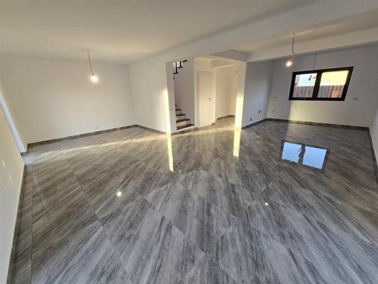 Tarlungeni, Izvor - 4