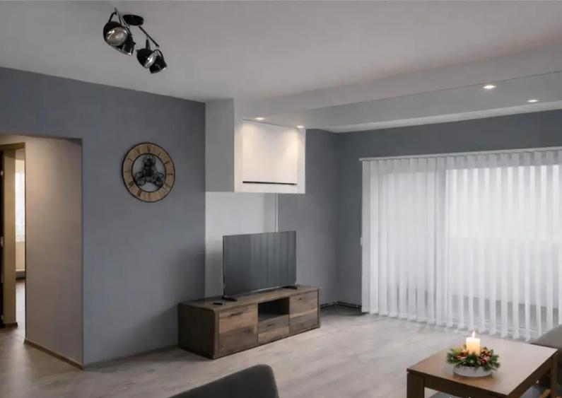 Proprietate personalizata, mobilata si echipata, Central, Br - 8