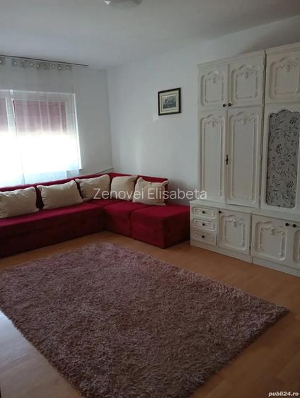 Vand apartament 3 camere Vand apartament 3 camere
