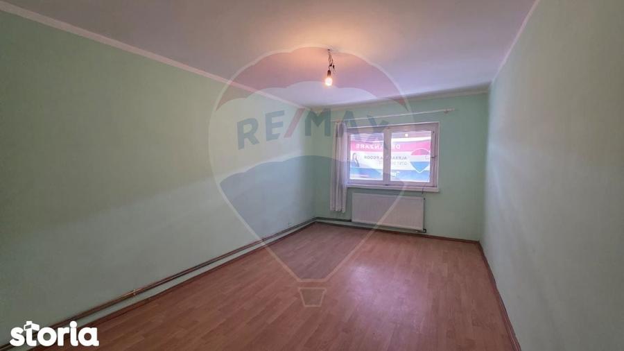 Apartament de vanzare Medias, str. Lupeni, Vitrometan - 5