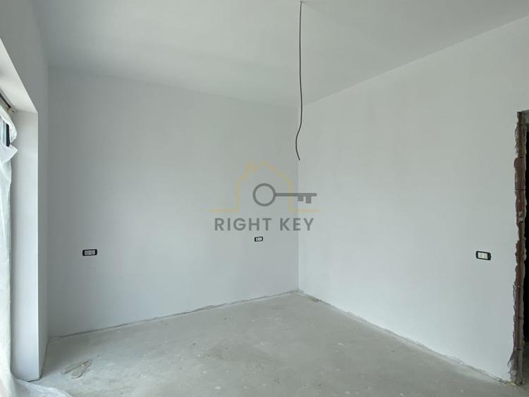 Casa individuala P+1, 4 camere, 430 mp teren, asfalt! Comision 0% - 11