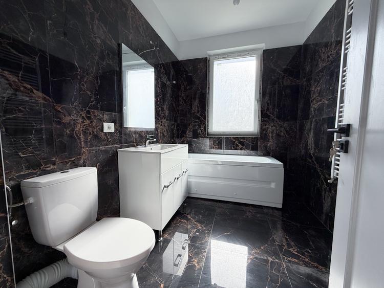 Apartament 2 Camere Parter  Curte de 347 Mp Sanpetru - 9