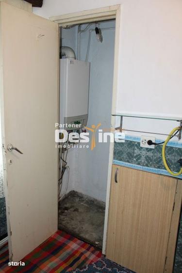 Apartament 3 camere decomandat de 61 mp 2 bai la parter cartier Favori - 8