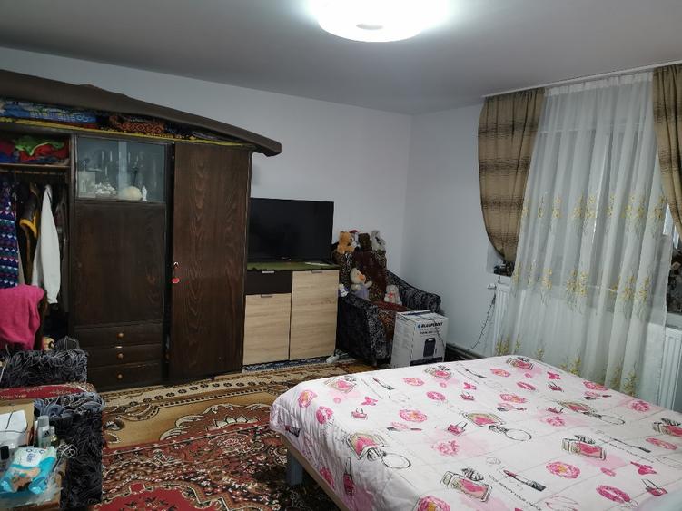 Proprietar vând casă cu etaj - 6