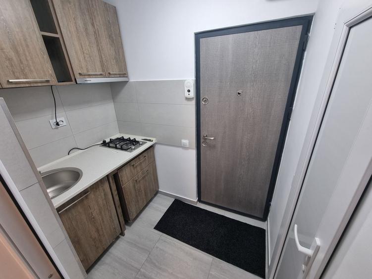 Garsoniera zona CET - 4