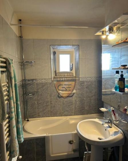 Apt 3 camere, decomandat, Poarta 6, et 1/4 centrala gaze, A/ - 9