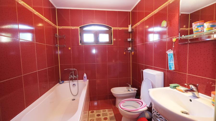 Vanzare casa P+M+Pod construita in 2009 in Breaza Prahova teren plat, totul nou - 26