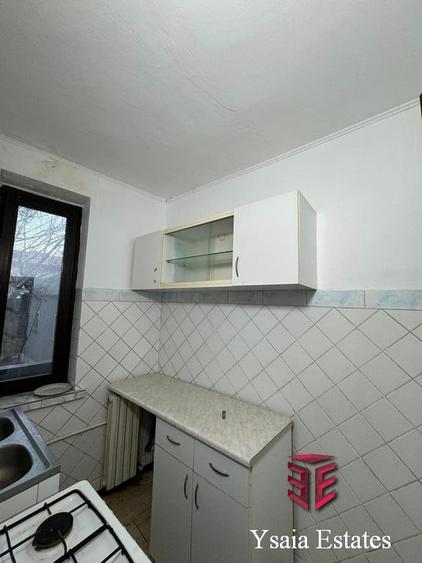 OCAZIE LA VANZARE - CASA CARAMIDA 6 CAMEE - ZONA ICIL - - 16