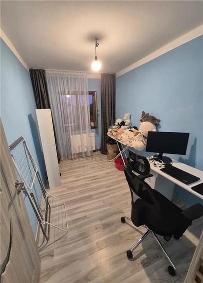 ARADULUI - 3 CAM - CENTRALA - BALCON - RENOVAT RECENT -MOBILAT- - 2