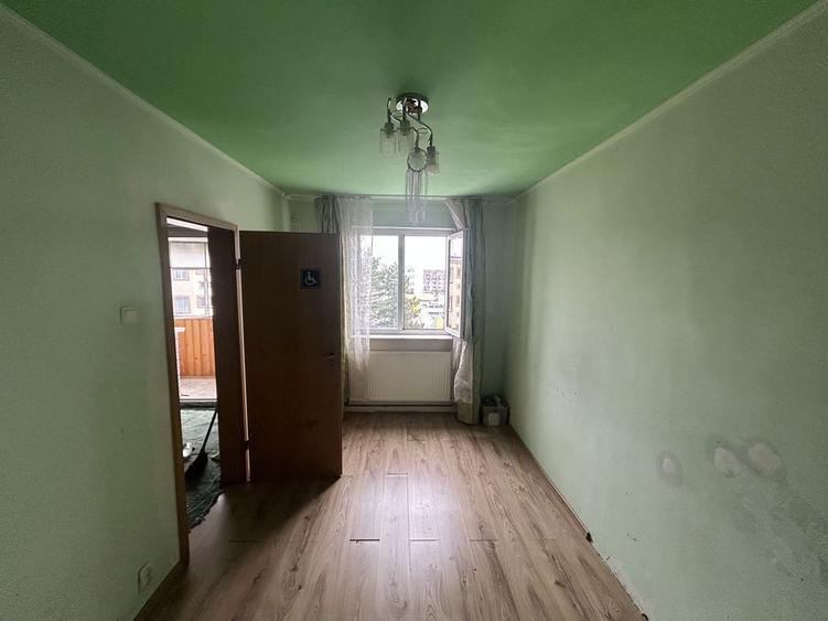 Vand apartament 2 camere comfort 2 Gavana etaj 4 - 8