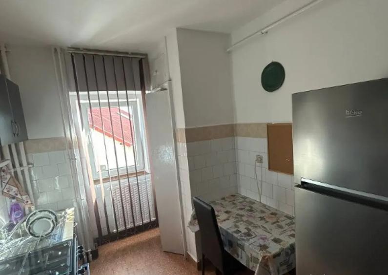 Ap. 3 cam Arcu, CT, aer condi?ionat, mobilat ?i utilat, 2 bai - 8