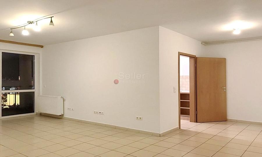 Complex Avantgarden 1 - 8