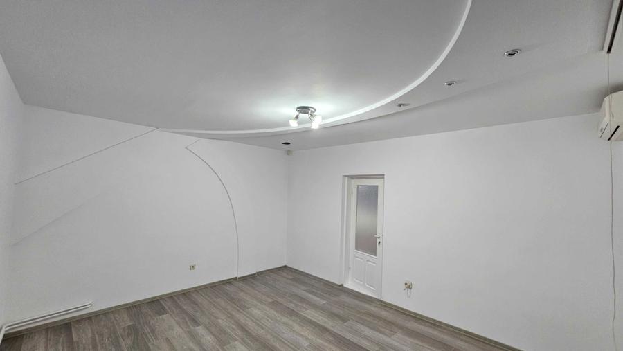 Inchiriez Spatiu zona linistita. - 8