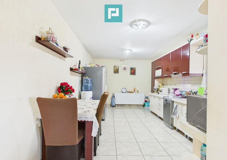 Vila cu 6 camere ?i teren generos in ?agu - 15