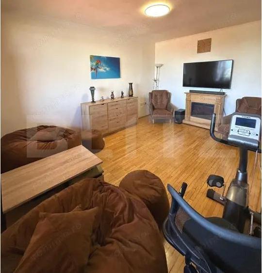 Apartament modern cu 3 camere, complet mobilat ?i utilat Zona semicentrala - 12