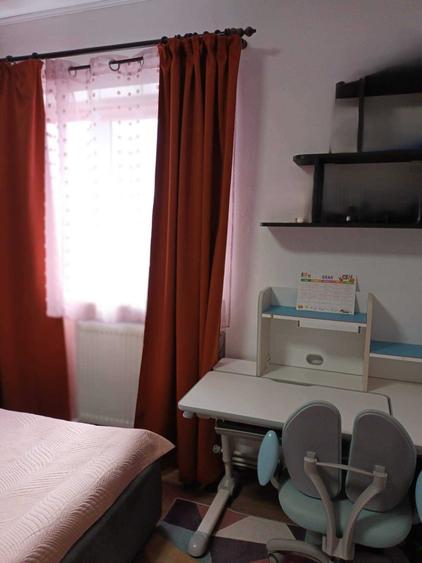 Apartament cu 2 camere decomandat în Zorilor
