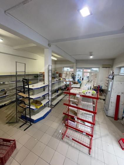 Spațiu comercial, de 128 mp, în Florești