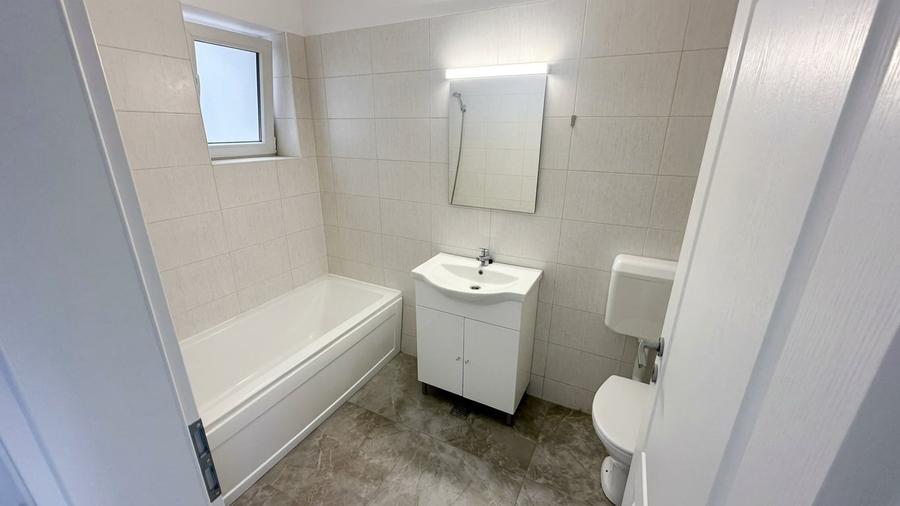 Apartament cu 3 camere decomandat în Brâncoveanu
