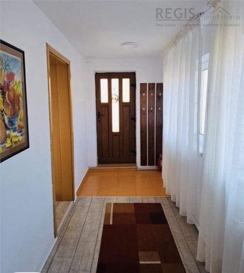 Casă cu 2 camere cu Teren 100 Mp în Schei