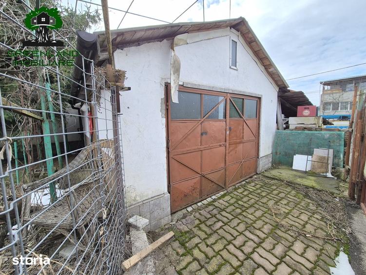 Casă cu 4 camere cu Teren 260 Mp în Podul de Fier