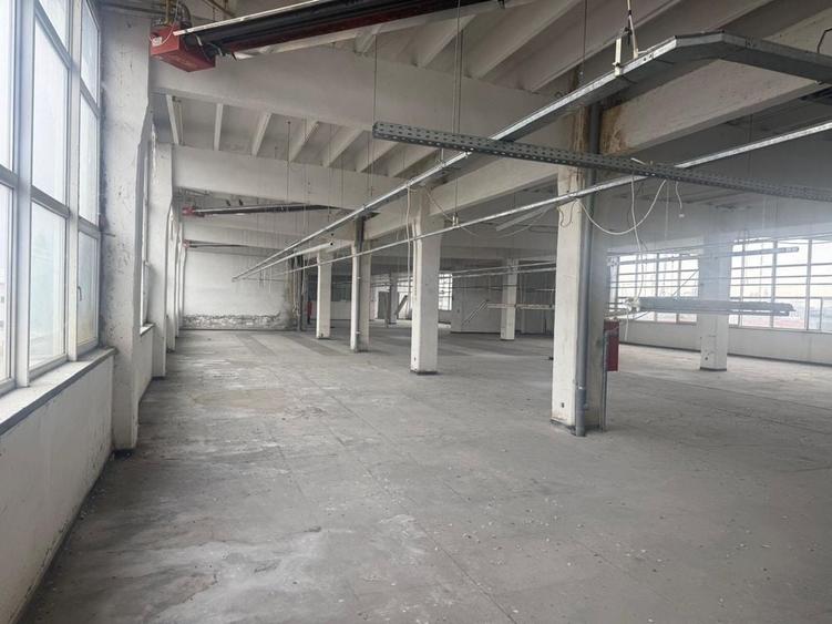 Spațiu comercial, de 5,070 mp, în Central